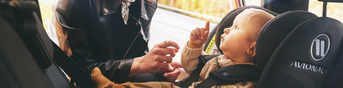 Babyschale im Auto Babyschale im Auto