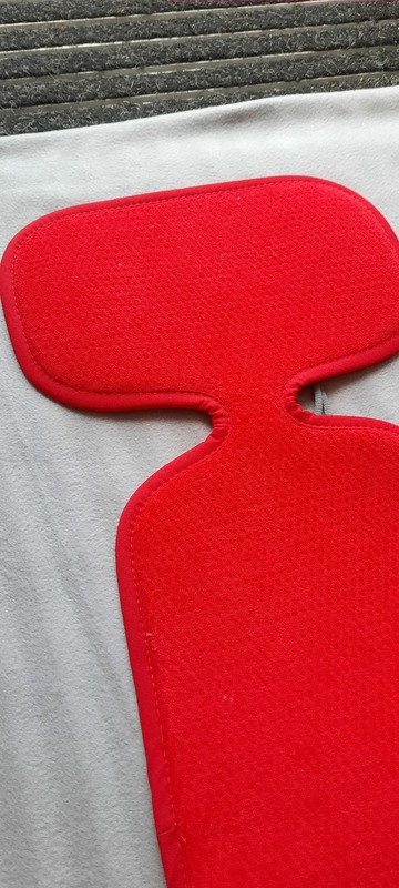 Aircuddle Antischwitzauflage für Babyschalen in Farbe Red 2