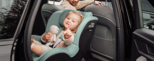Reboarder - Alles was du wissen musst Kind im Reboarder im Auto