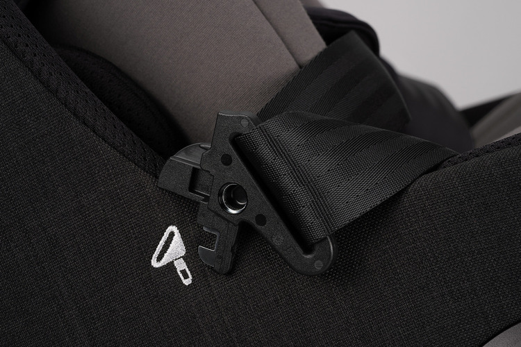 Nuna Pruu Aire Caviar Gurt