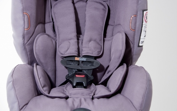 BeSafe Gurtsammler im Kindersitz BeSafe Gurtsammler im Kindersitz