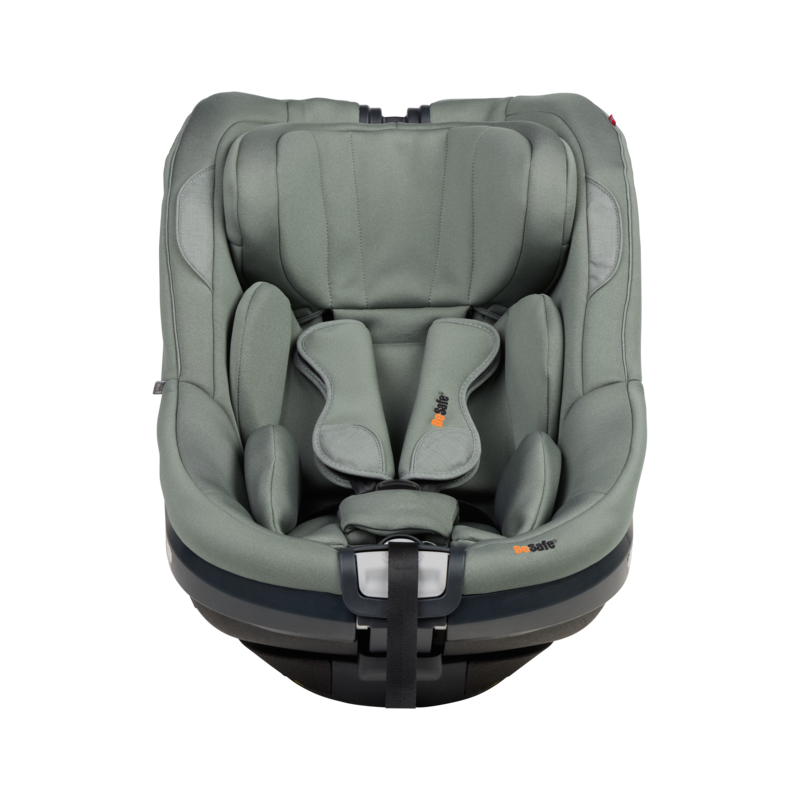 Frontansicht BeSafe Beyond 2 Meadow Green 2