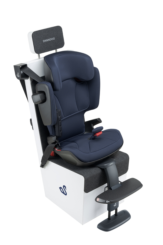 Swandoo Booster Fußstütze an Kindersitz 7