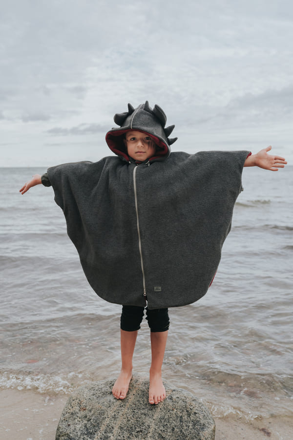 Patulove Dragon Baby Poncho für den Kindersitz